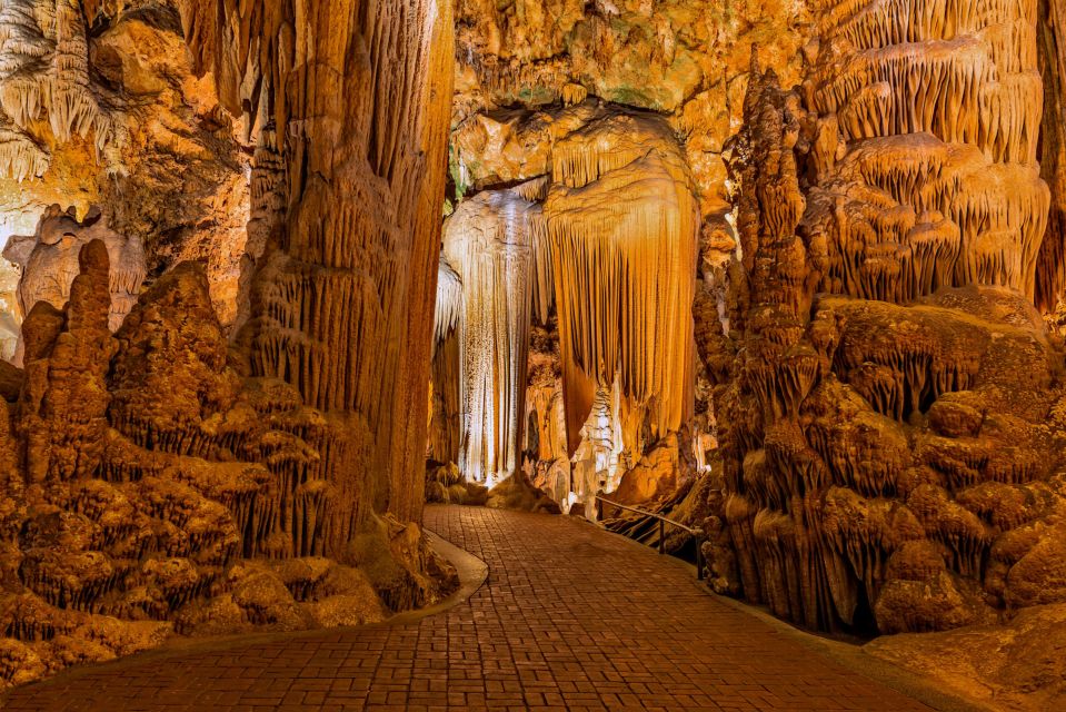 From Washington DC: Day Trip to Luray Caverns | GetYourGuide