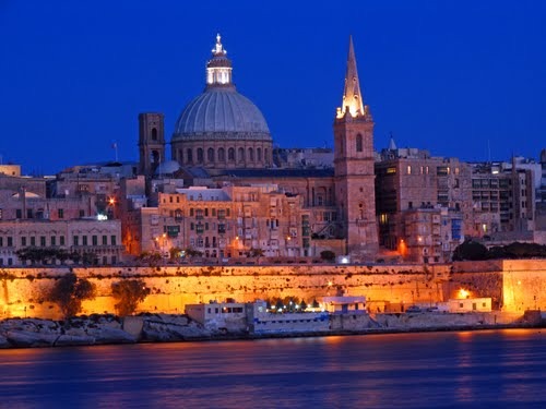 Malta: Marsamxett Harbour and Grand Harbour Cruise by Night | GetYourGuide