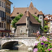 Geneva & Annecy Private City Tour and Optional Cruise | GetYourGuide