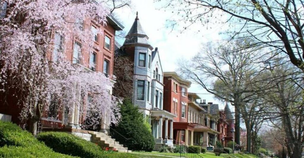 Kentucky Guided Tours