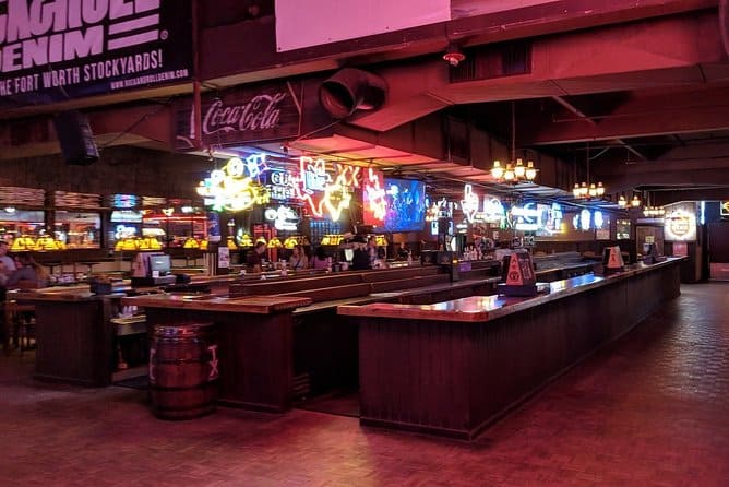 Billy Bob's Texas Honky Tonk Dinner and Photo Package