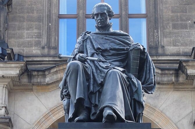 Dresden's 'Balcony of Europe': A Self-Guided Audio Tour along the River Elbe
