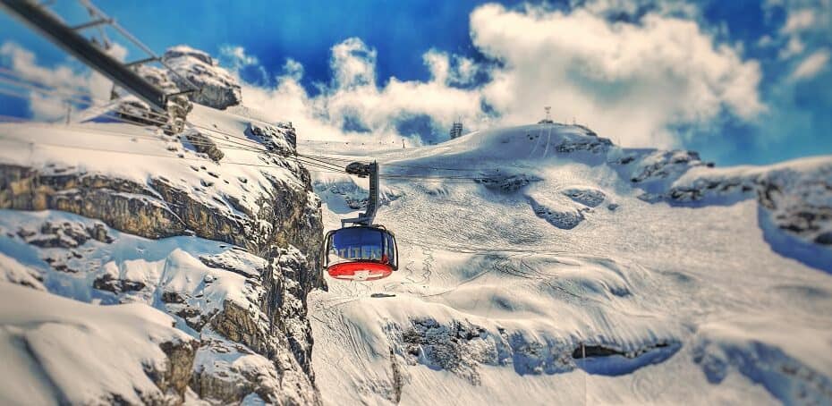 From Basel: Mount Titlis Glacier Excursion Private Day Tour