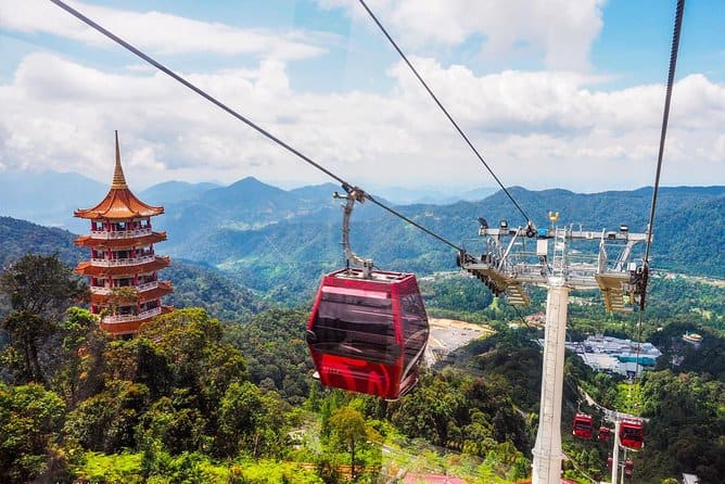 Genting Highlands Day Trip from Kuala Lumpur with Skyway Cable Car Ride