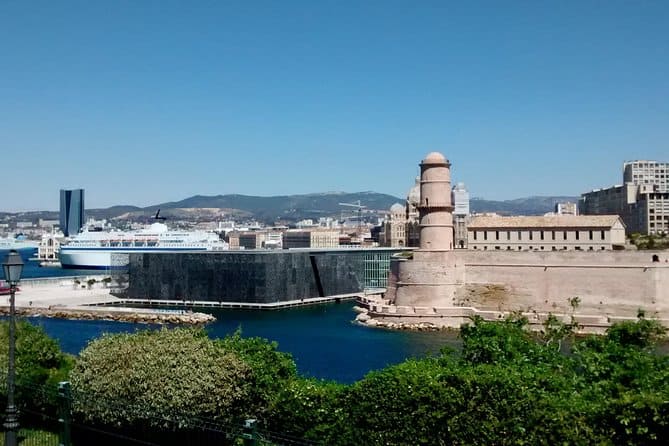 Private Tour of Marseille and Cassis