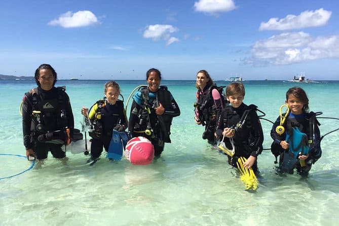 WaterColors - Discover Scuba Diving in Boracay