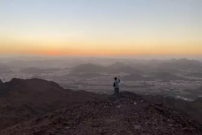 4WD Adventure in Uhud Mountain