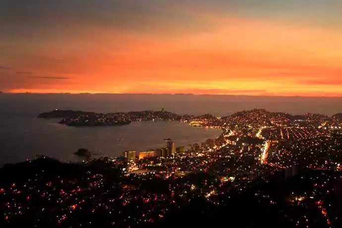 Acapulco: 2.5-Hour Acarey Yacht Cruise | GetYourGuide