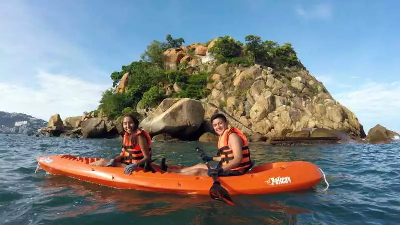 Acapulco: Kayaking Tour to Islet El Morro | GetYourGuide