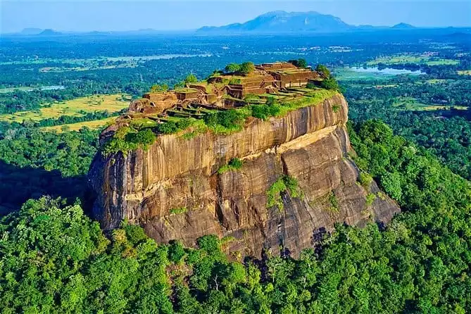 All Inclusive Sigiriya Rock Fortress & Dambulla Golden Temple Private Day Trip