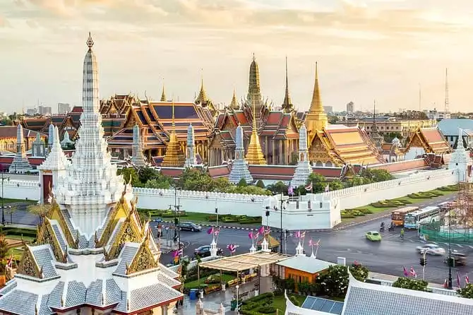 Bangkok Royal Road - Top 3 Major Monuments (Grand Palace, Wat Pho, Wat arun)