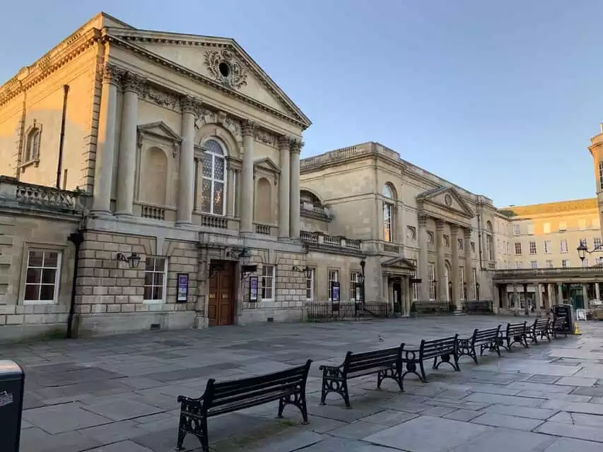 Bath: 1.5-Hour Walking Tour with Blue Badge Tourist Guide | GetYourGuide