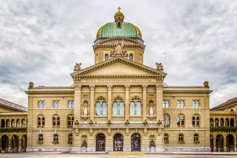 Bern: Self-Guided Scavenger Hunt and Walking City Tour | GetYourGuide