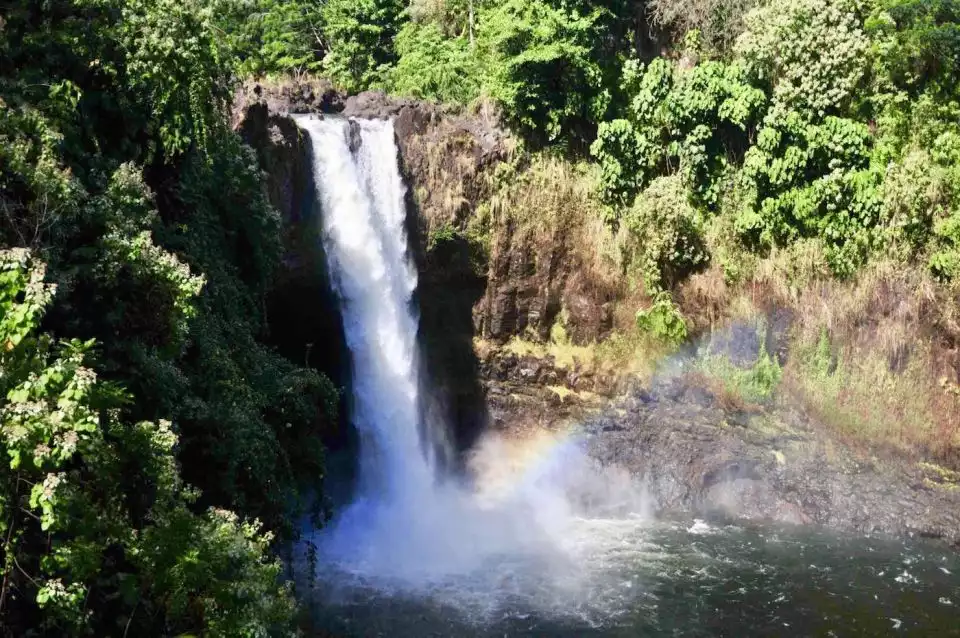 Big Island: Small Group Waipio Valley and Waterfall Tours | GetYourGuide