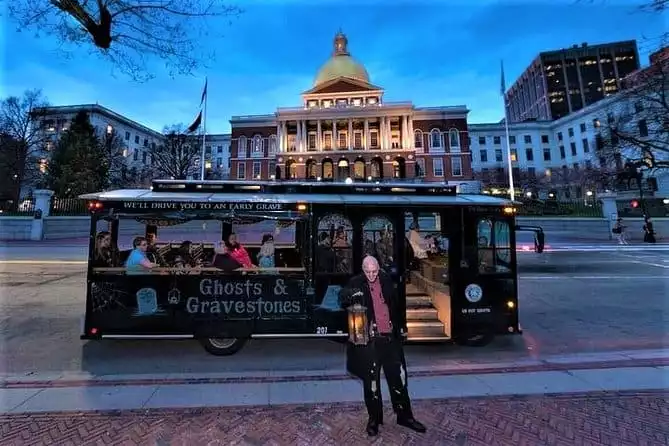 Boston Ghosts & Gravestones Night-Time Trolley Tour