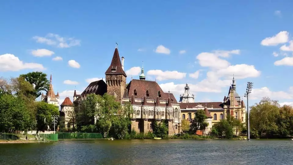 Budapest: Kings and Dracula Tour with Vajdahunyad Castle | GetYourGuide