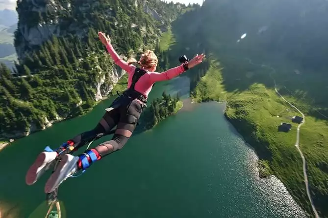 Bungee Jumping in Stockhorn, Swiss Alps