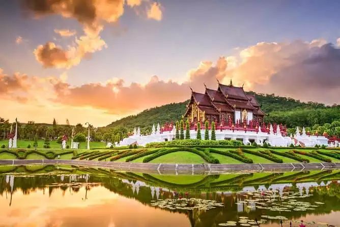 Chiang Rai, Golden Triangle and Long Neck Karen