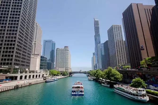 Chicago Architecture River Cruise Guided Tour 2022
