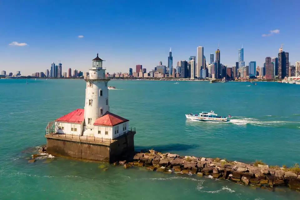 Chicago: Family Fun Urban Adventure River and Lake Cruise | GetYourGuide