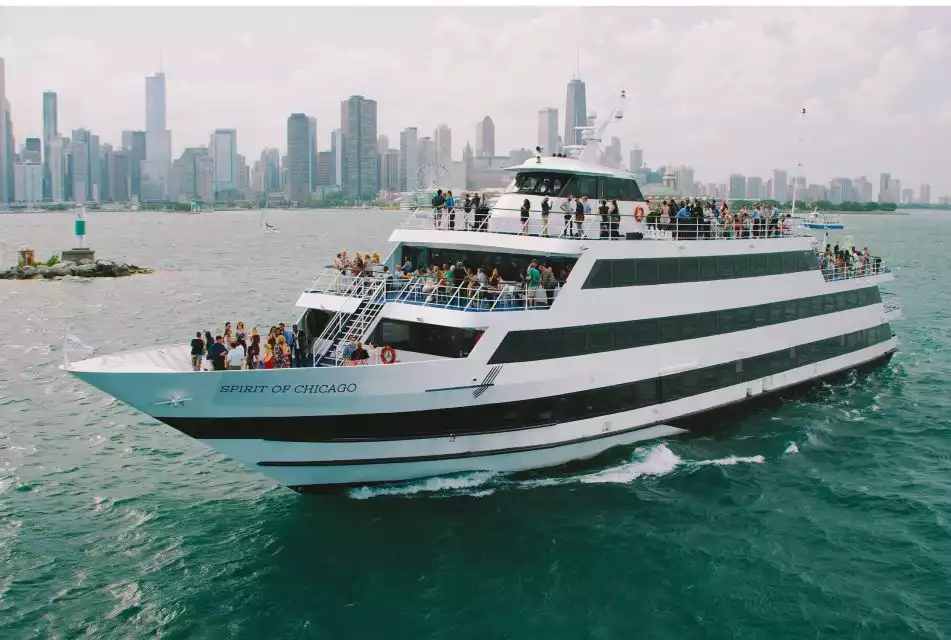 Chicago: Lake Michigan Buffet Brunch, Lunch or Dinner Cruise | GetYourGuide
