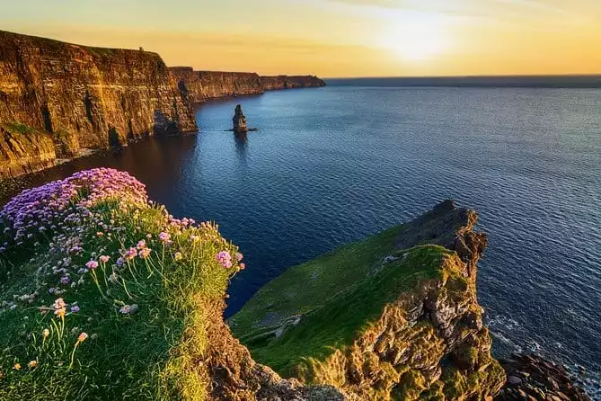 Cliffs of Moher Express Private Luxury Car Tour (ITA Best Irish Private Tours)
