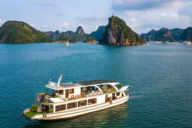 Deluxe Halong Bay Full Day Tour From Hanoi - Daily Operated 2022-2023
