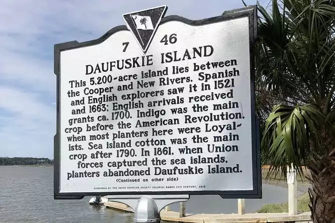 Daufuskie Island Guided History Tour from Hilton Head