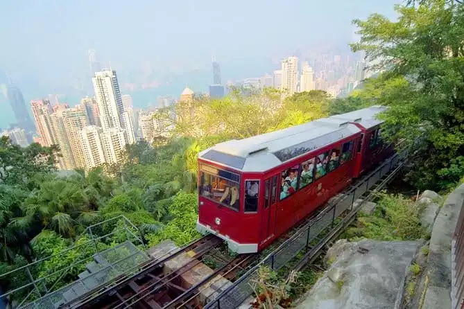 Day Tour to Hong Kong from Guangzhou by Round-way Bullet Train