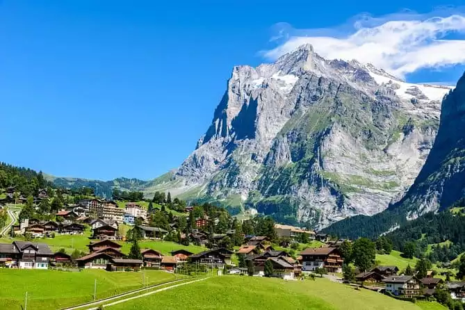 Day Trip to Swiss Villages (Interlaken-Grindelwald) with local from Zurich