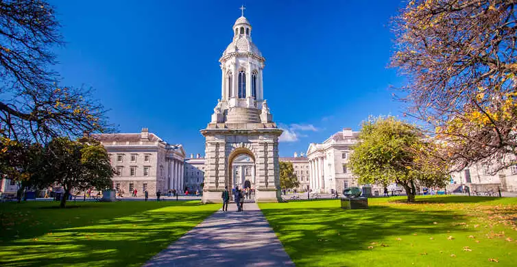 Fast-Track Access Book of Kells and Dublin Castle Tour | GetYourGuide