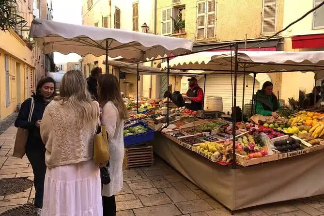 Foodie Tour of the Market of Saint Tropez
