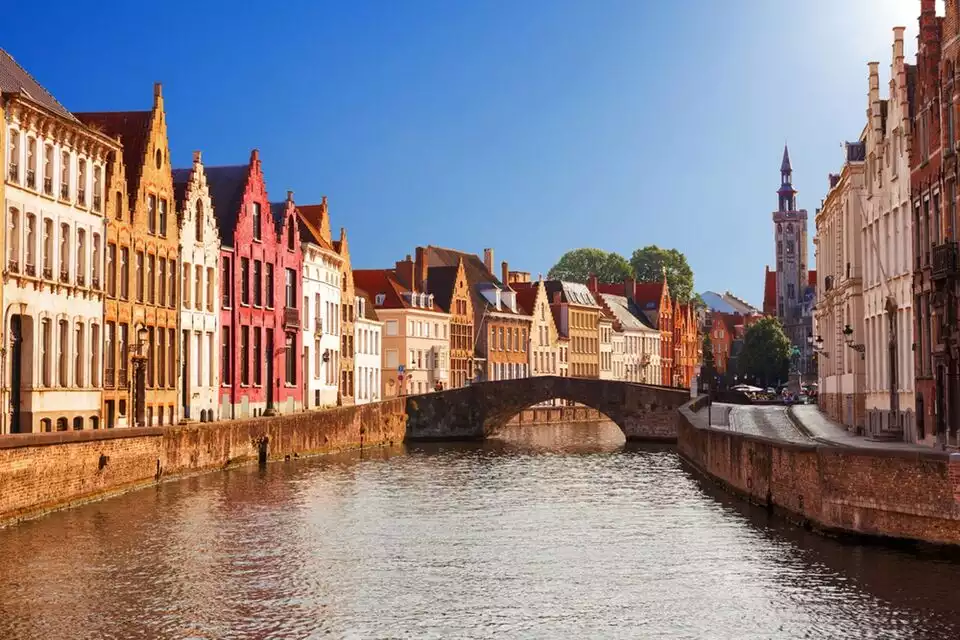 From Amsterdam: Day Trip to Bruges in Spanish or English | GetYourGuide