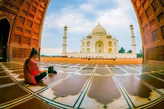 Taj Mahal Group Tour from Delhi