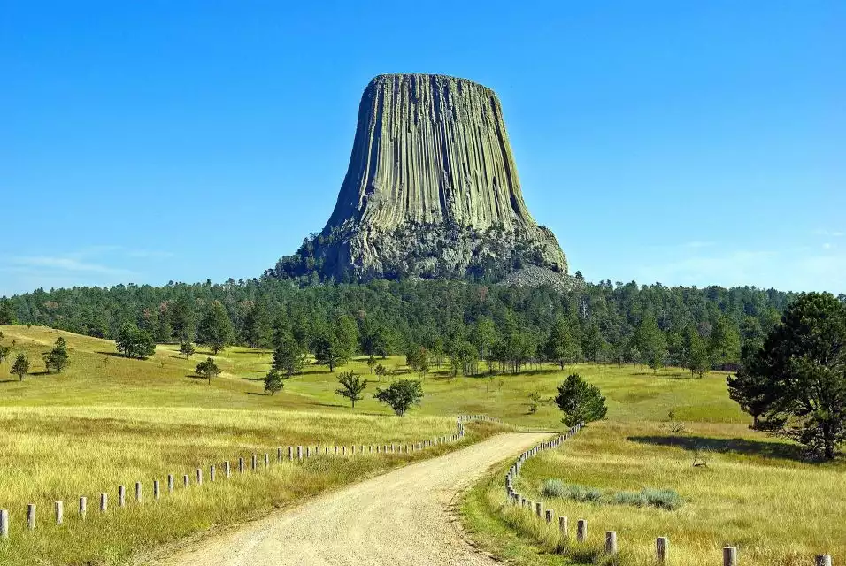 From Rapid City: Private Devils Tower Tour and Hike | GetYourGuide