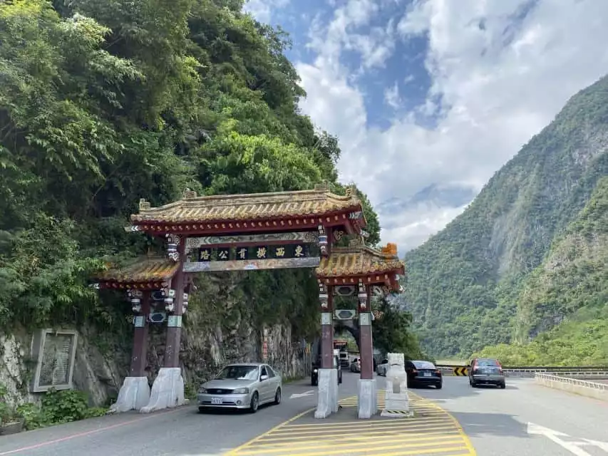 From Taipei: Taroko Gorge Full-Day Tour | GetYourGuide