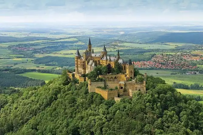 Small-Group Hohenzollern Castle Tour from Frankfurt