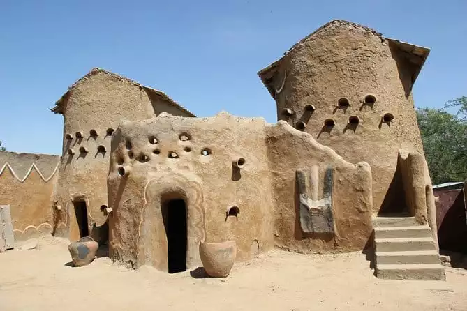 N'DJAMENA - Gaoui village and the Sao civilization