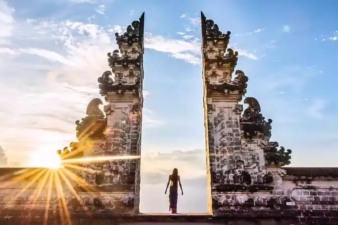 Gate of Heaven: East Bali