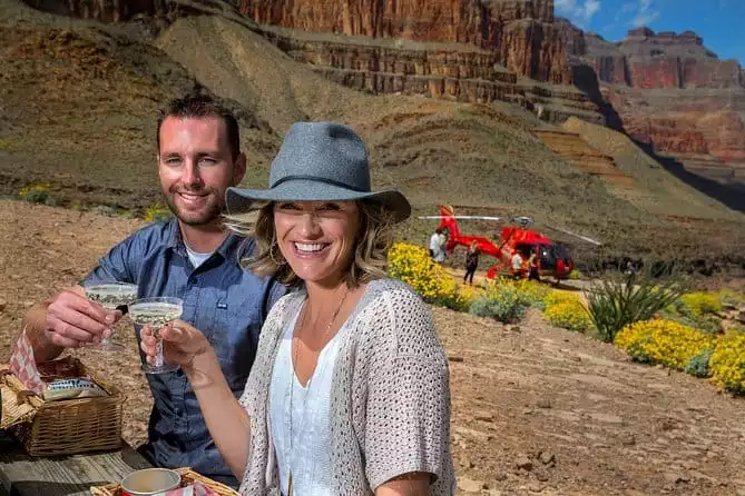 Grand Canyon Helicopter Tour from Las Vegas with Champagne & Light Picnic