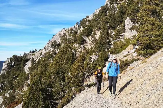 Hiking with a mountain guide to the top of Pico Pedraforca 2022 - Catalonia