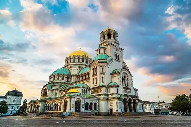 Guided Walking Tour of Sofia 2022
