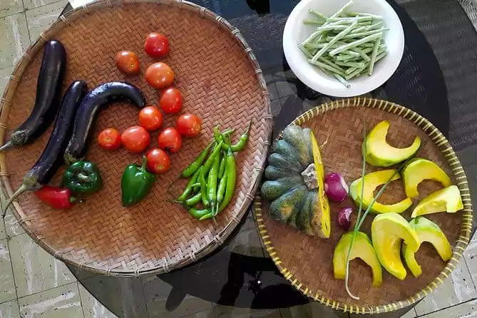 Hands-on Cooking Lesson in Manila: Learn to Cook in a Local Home
