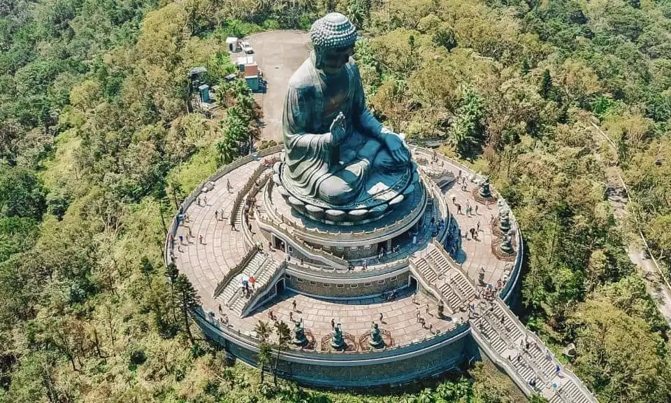 Hong Kong: Big Buddha Private Hiking Tour from Tung Chung | GetYourGuide