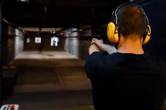 Indoor Shooting Range in Warszawa Package 2