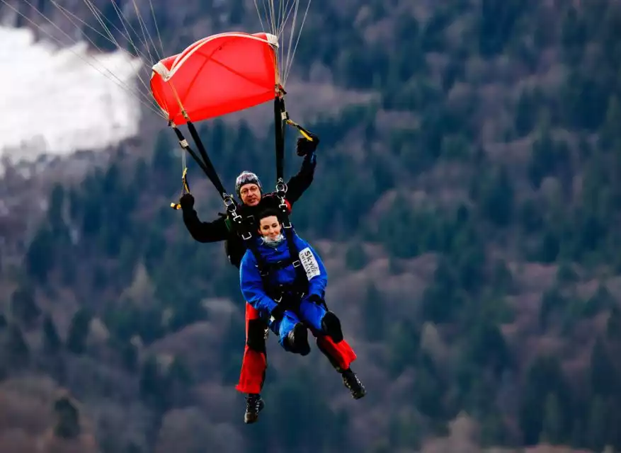 Interlaken: Helicopter Skydiving 2-Hour Experience | GetYourGuide