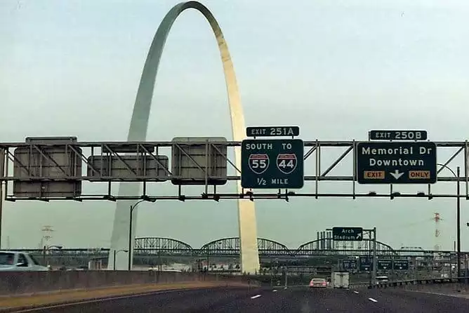 Interstate 55: A Self-Guided Driving Tour from St. Louis, MO to Springfield, IL