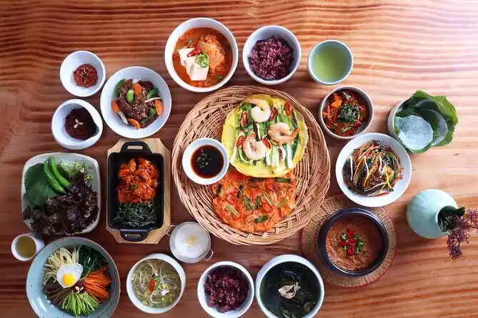 Traditional Cooking Experience in Korean Style House in Seoul