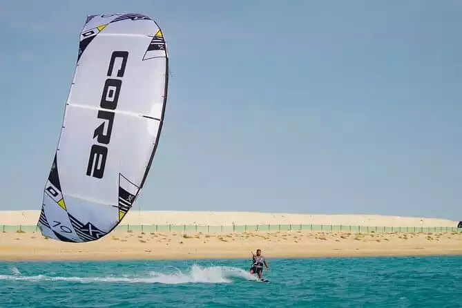 1-Hour Kiteboarding Private Lesson in Kuwait