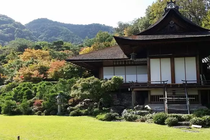 Kyoto from Osaka: Immersive Arashiyama and Fushimi Inari by Private Vehicle